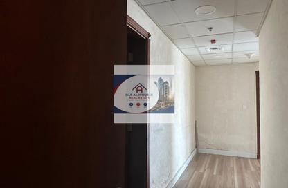 Apartment - 2 Bedrooms - 3 Bathrooms for rent in Blue Tower - Al Majaz 3 - Al Majaz - Sharjah