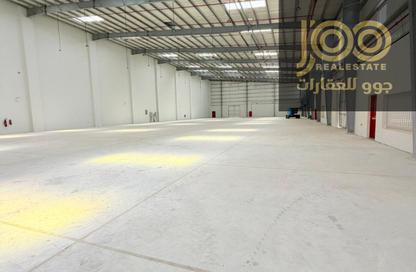 Warehouse - Studio - 1 for rent in Umm Al Thuoob - Umm Al Quwain