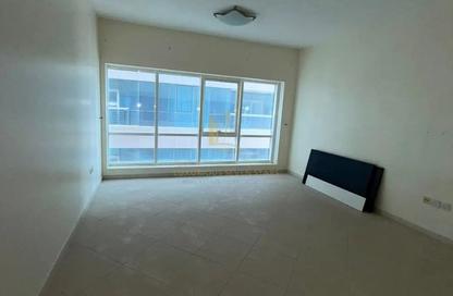 Apartment - 3 - 3 for sale in Al Noor Tower - Al Majaz 3 - Al Majaz - Sharjah