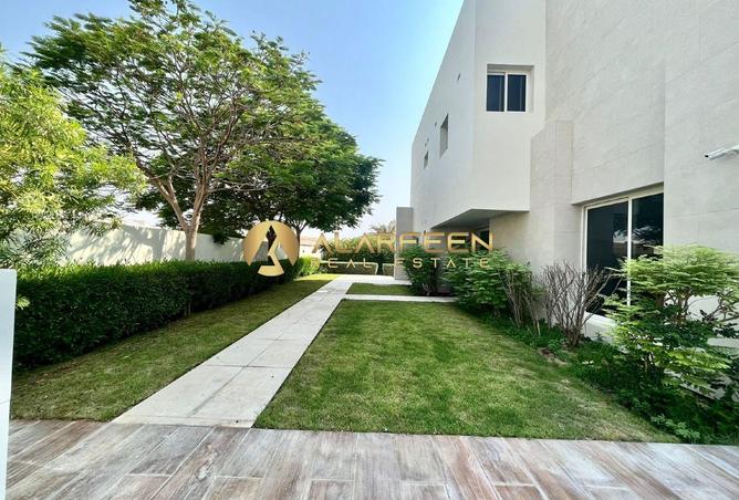 127008273 - Property Image 2