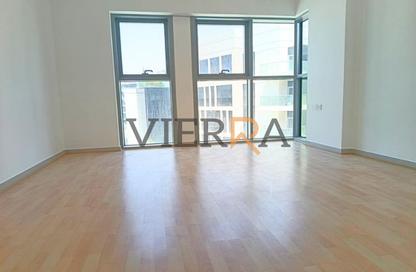 Apartment - 4 Bedrooms - 5 Bathrooms for rent in Bloom Marina - Al Bateen - Abu Dhabi