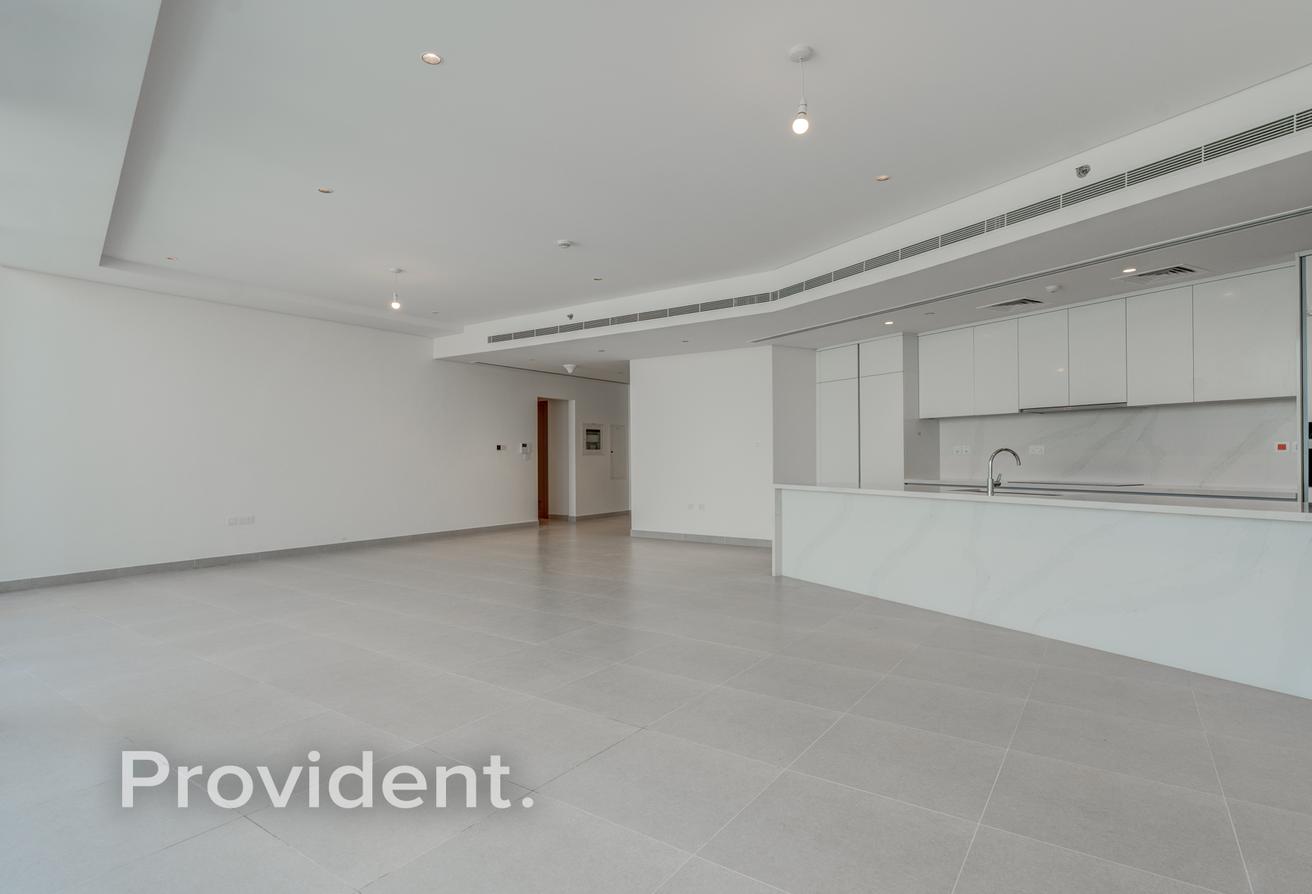 Burj, Community Views | High Floor | Move In Ready photo 3
