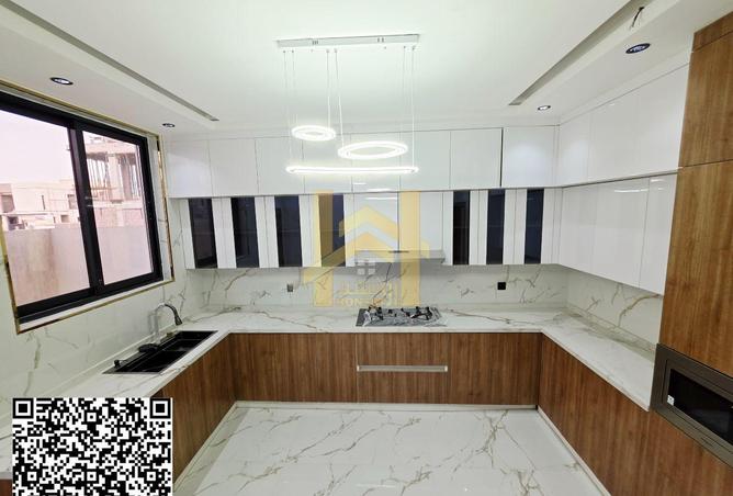 82815470 - Property Image 3