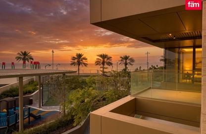 Apartment - 3 Bedrooms - 4 Bathrooms for rent in Ellington Beach House - The Crescent - Palm Jumeirah - Dubai