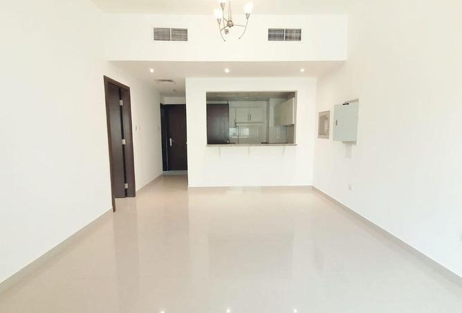 106860185 - Property Image 2
