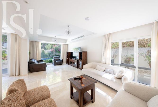 62856093 - Property Image 3