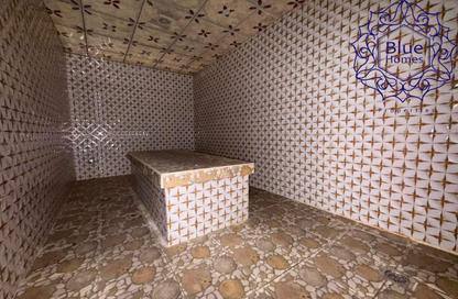 Shop - Studio - 1 Bathroom for rent in Zee Zee Tower - Al Barsha 1 - Al Barsha - Dubai