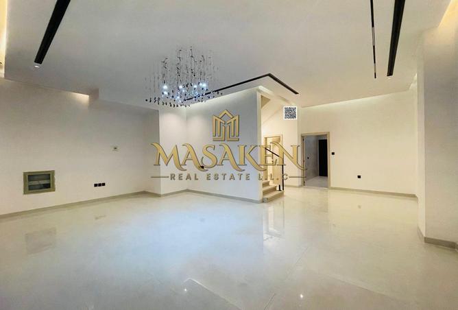 74645198 - Property Image 3