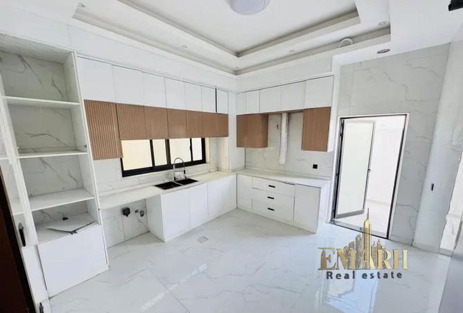 141021735 - Property Image 2