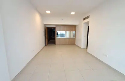 Apartment - 2 Bedrooms - 2 Bathrooms for rent in Confident Lancaster - Liwan - Dubai Land - Dubai