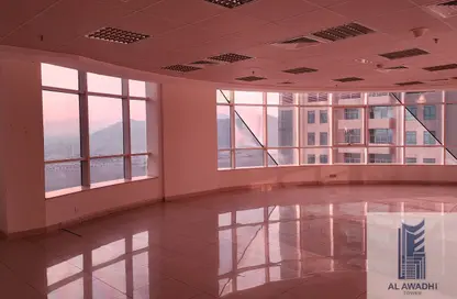 Office Space - 2 Bedrooms - 1 Bathroom for rent in Al Awadhi Tower - Sheikh Hamad Bin Abdullah St. - Fujairah