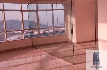 Office Space - 2 Bedrooms - 1 Bathroom for rent in Al Awadhi Tower - Sheikh Hamad Bin Abdullah St. - Fujairah