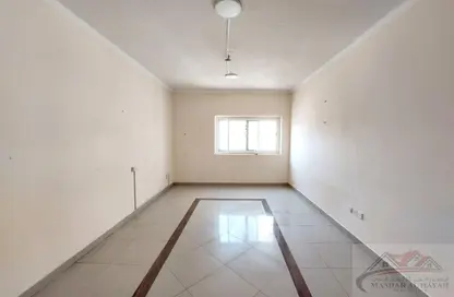 شقة - 2 غرف نوم - 2 حمامات للايجار في برج القمر 1 - أبراج القمر - النهدة - الشارقة