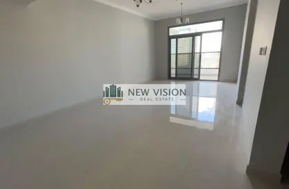 Apartment - 2 Bedrooms - 3 Bathrooms for rent in Al Khan Corniche - Al Khan - Sharjah