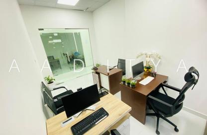 Office Space - Studio - 1 Bathroom for rent in Red Avenue - Al Garhoud - Dubai