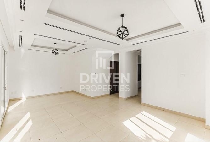 99952917 - Property Image 2