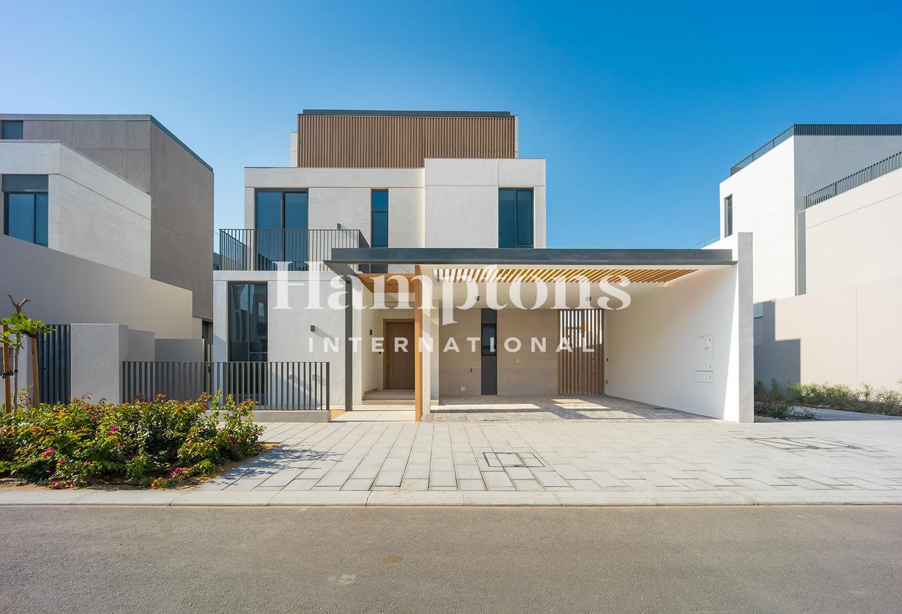 Vastu Compliant | Brand New | Available Now photo 2