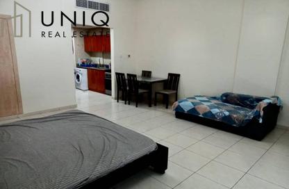 Apartment - Studio - 1 Bathroom for sale in Building IC1-EMR-23 - Emirates Cluster - International City - Dubai
