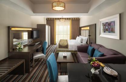 Apartment - Studio - 1 for rent in Al Mankhool - Bur Dubai - Dubai