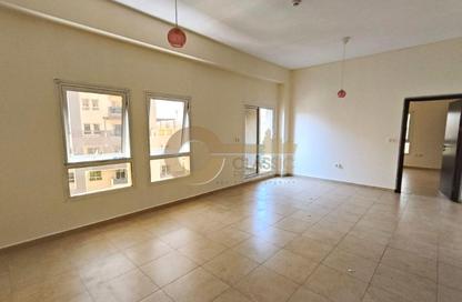 Apartment - 1 Bedroom - 2 Bathrooms for sale in Al Thamam 09 - Al Thamam - Remraam - Dubai Land - Dubai