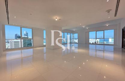 Penthouse - 5 Bedrooms - 7+ Bathrooms for rent in Al Jimi Avenue - Al Khalidiya - Abu Dhabi