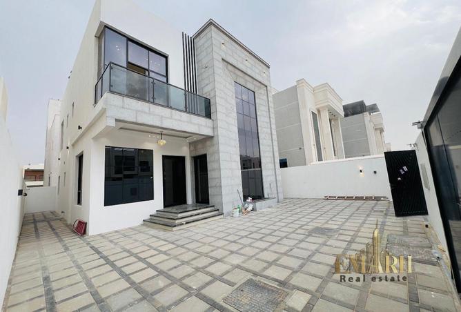 83628382 - Property Image 2