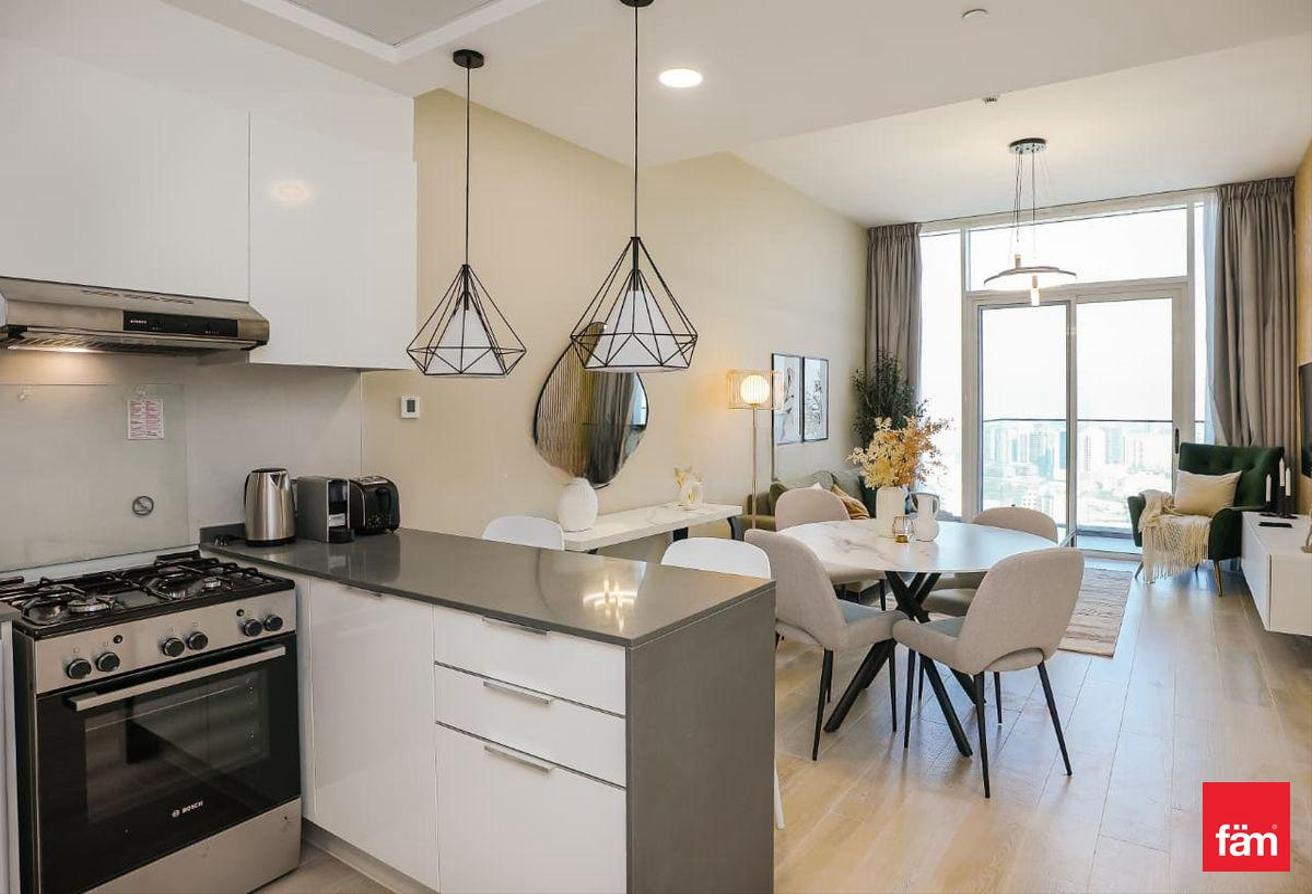 Luxury Furnished 1br| High Floor | Bloom Tower photo 2