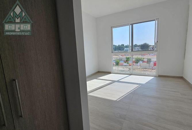 128350149 - Property Image 3