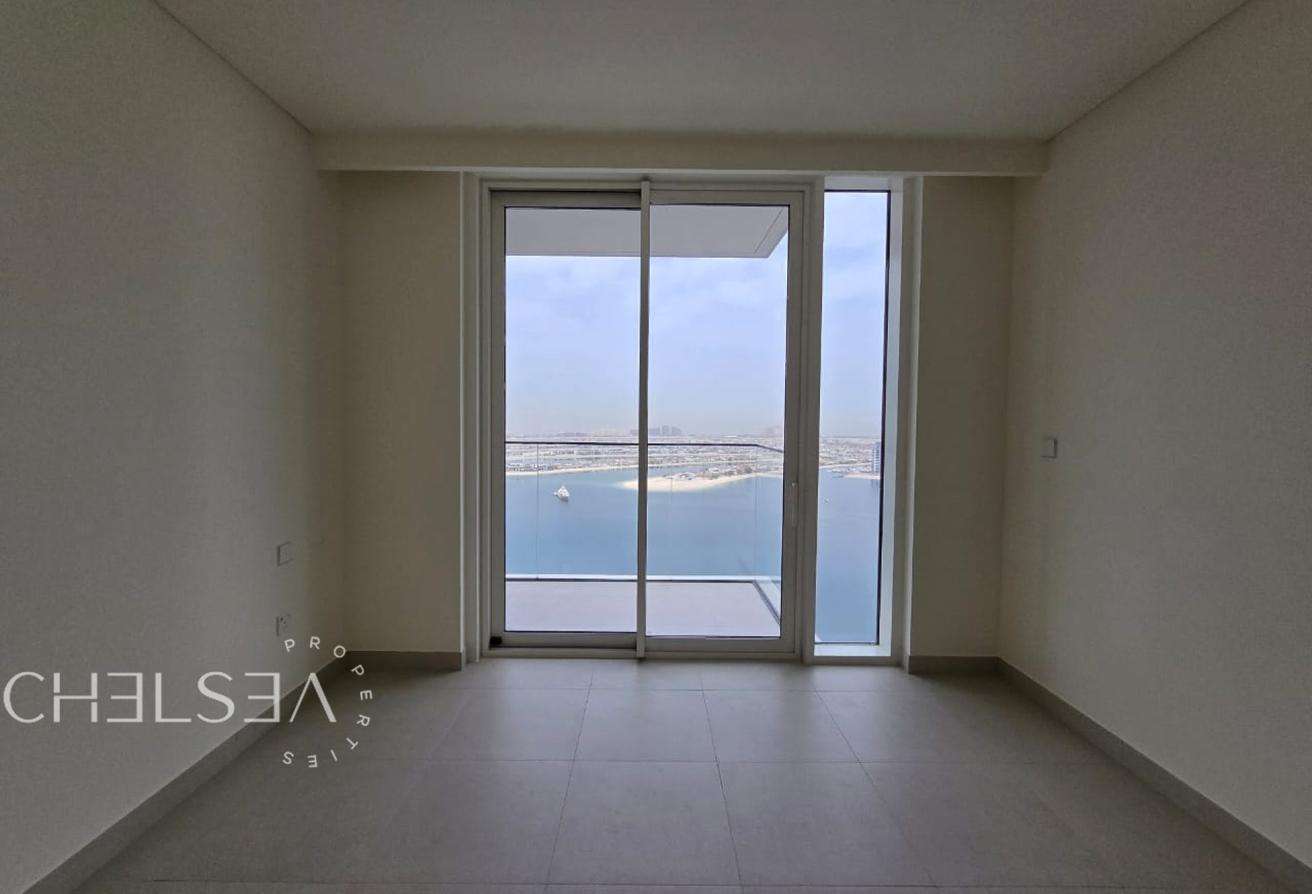 HIGH FLOOR | PANORAMIC SEA VIEW | BEACHFRONT photo 7