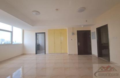 Apartment - 2 Bedrooms - 2 Bathrooms for rent in Lootah Tower - Al Nahda - Sharjah