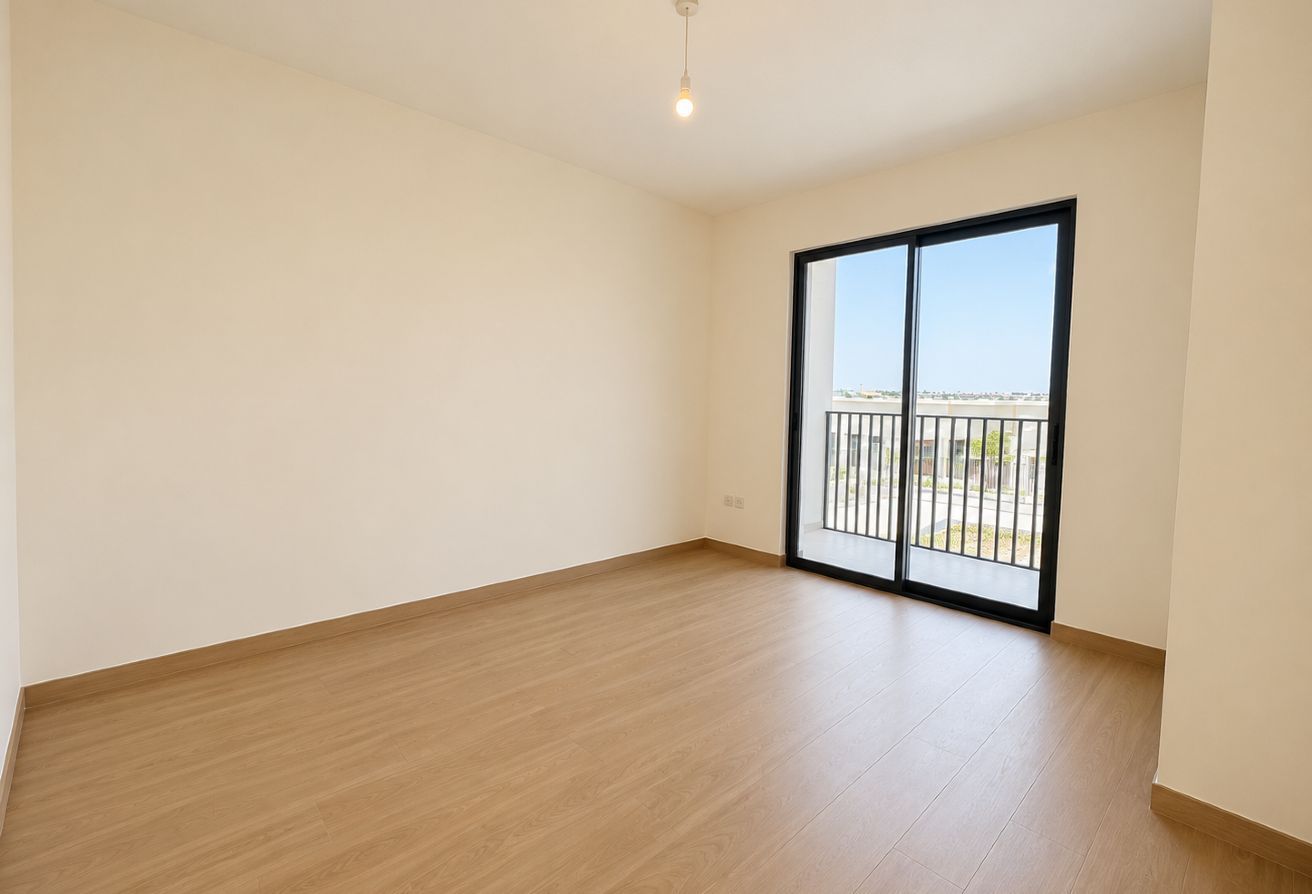 3 bedroom apartment in The Mayfair, Town Square: 11