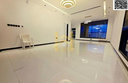 Villa - 5 Bedrooms - 7 Bathrooms for sale in Al Yasmeen 1 - Al Yasmeen - Ajman