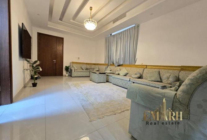 103687455 - Property Image 2