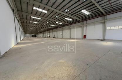 Warehouse - Studio for rent in Al Sajaa - Sharjah