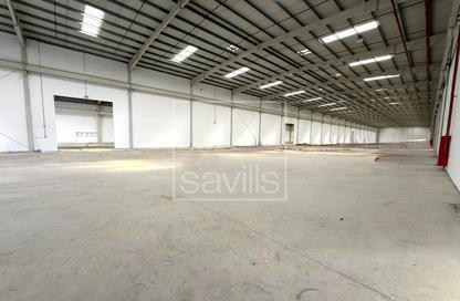 Warehouse - Studio for rent in Al Sajaa - Sharjah
