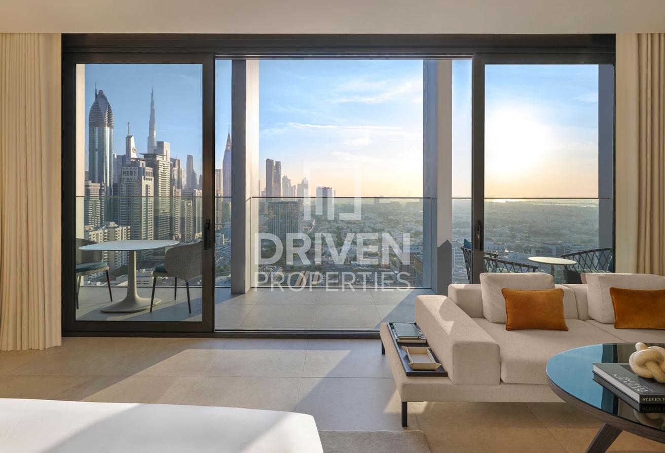 Elegant Unit | Unique Layout | Furnished photo 7