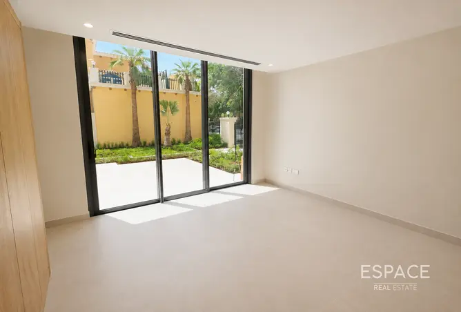 121540823 - Property Image 3
