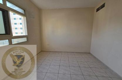 Apartment - 2 Bedrooms - 2 Bathrooms for rent in Al Mujarrah - Al Sharq - Sharjah