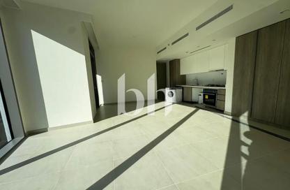 Apartment - Studio - 2 Bathrooms for rent in LIV Marina - Dubai Marina - Dubai