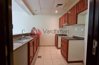 Apartment - 3 Bedrooms - 2 Bathrooms for rent in Al Ghaf 2 - Al Ghaf - Greens - Dubai