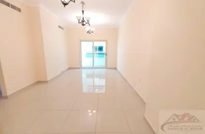 Apartment - 2 Bedrooms - 3 Bathrooms for rent in Muwaileh 29 Building - Muwaileh - Sharjah