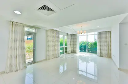 Townhouse - 3 Bedrooms - 3 Bathrooms for rent in One Marina Square - Marina Square - Al Reem Island - Abu Dhabi