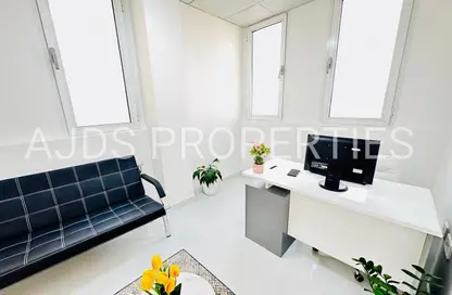 مكتب - غرفة نوم - 1 حمام للايجار في مبنى هوريزون - بورسعيد - ديرة - دبي