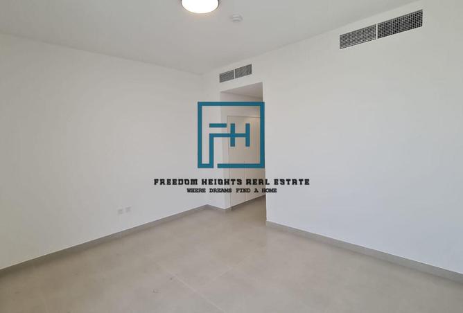 98252480 - صورة العقار 3