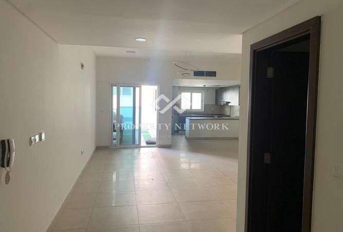 70290182 - Property Image 2