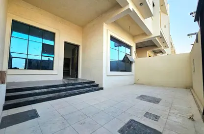 Villa - 5 Bedrooms - 7 Bathrooms for sale in Al Yasmeen 1 - Al Yasmeen - Ajman