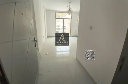 Apartment - 1 Bedroom - 2 Bathrooms for rent in Al Mowaihat 3 - Al Mowaihat - Ajman Apartment - 1 Bedroom - 2 Bathrooms for rent in Al Mowaihat 3 - Al Mowaihat - Ajman
