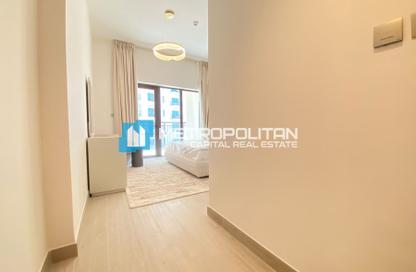 Apartment - 2 - 3 for rent in Views F - Yas Golf Collection - Yas Island - Abu Dhabi