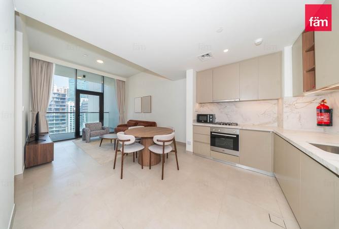 Brand New | Park View | Beautifully Furnished photo 2