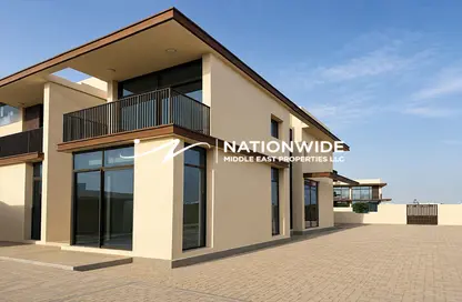 Villa - 5 Bedrooms - 6 Bathrooms for sale in Nad Al Dhabi - Al Jubail Island - Abu Dhabi